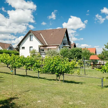 Vakantiehuis Antal By Interhome Balatonalmádi