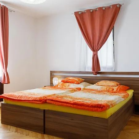 Antal By Interhome Balatonalmádi