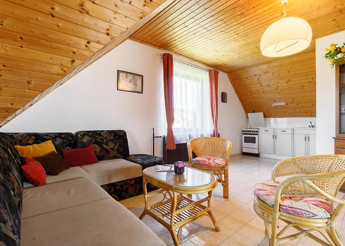 Antal By Interhome Vakantiehuis Balatonalmádi